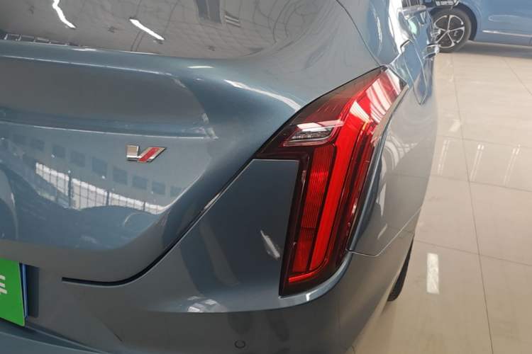Used Cadillac CT4 2023 25T Fashion Edition Right Rear Taillight