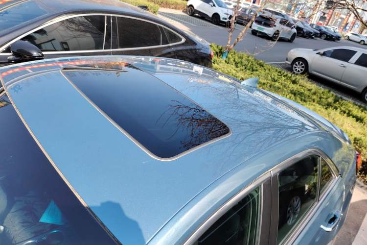 Used Cadillac CT4 2023 28T Luxury Version Roof
