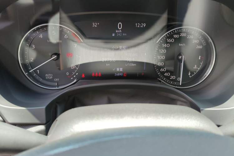 Used Cadillac CT4 2023 28T Luxury Version Odometer Close Up