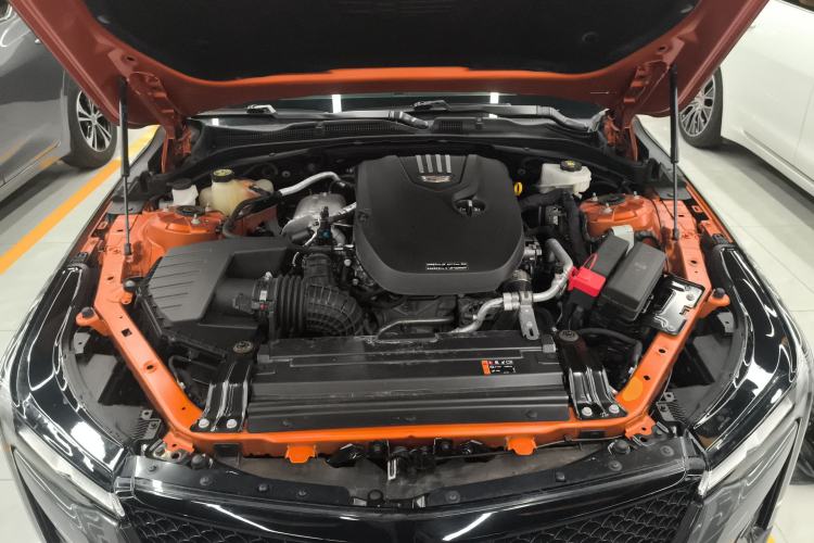 Used Cadillac CT4 2023 25T Luxury Model Engine Bay