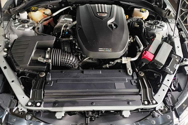 Used Cadillac CT4 2023 25T Luxury Model Engine Bay