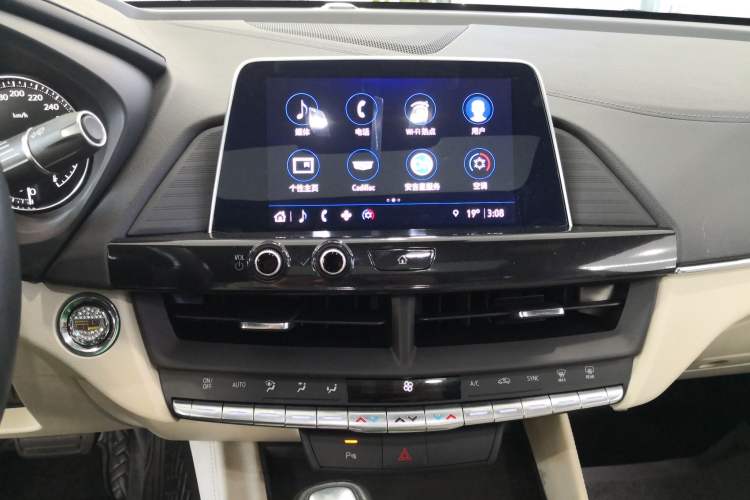 Used Cadillac CT4 2023 25T Fashion Edition Audio And AC Panel