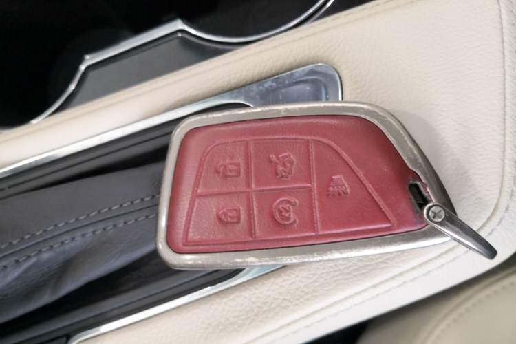 Used Cadillac CT4 2023 25T Fashion Edition Interior 1