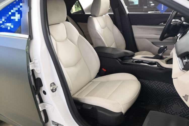 Used Cadillac CT4 2023 25T Fashion Edition Right Front Seat