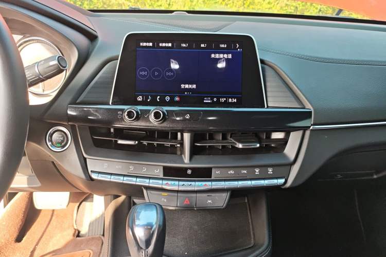 Used Cadillac CT4 2023 25T Luxury Model Audio And AC Panel