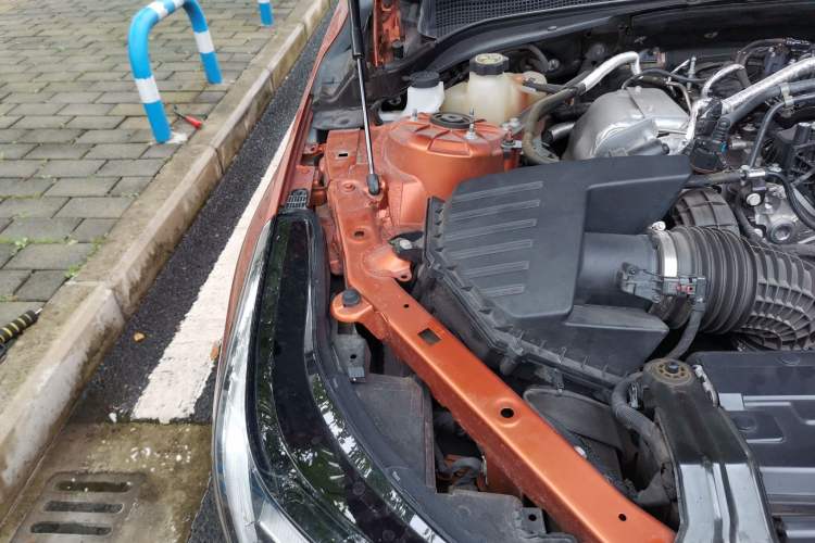 Used Cadillac CT4 2023 25T Luxury Model Engine Bay Right