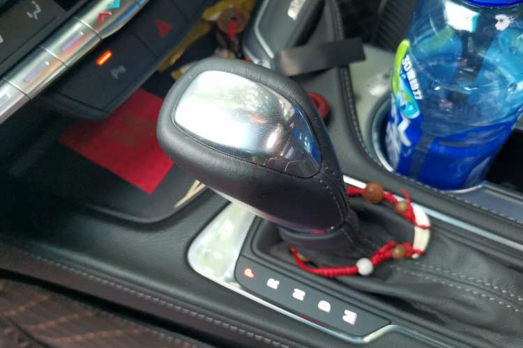 Used Cadillac CT4 2023 25T Luxury Model Gear Lever