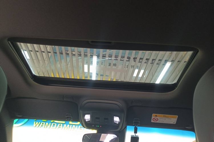 Used Cadillac CT4 2023 25T Luxury Model Headliner