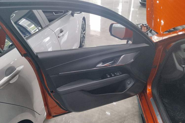 Used Cadillac CT4 2023 25T Luxury Model Left Front Door Interior