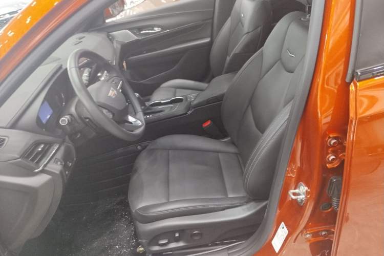 Used Cadillac CT4 2023 25T Luxury Model Left Front Seat