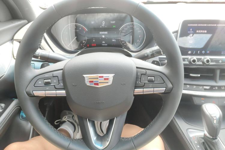 Used Cadillac CT4 2023 25T Luxury Model Steering Wheel
