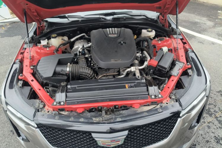 Used Cadillac CT4 2023 25T Luxury Model Engine Bay