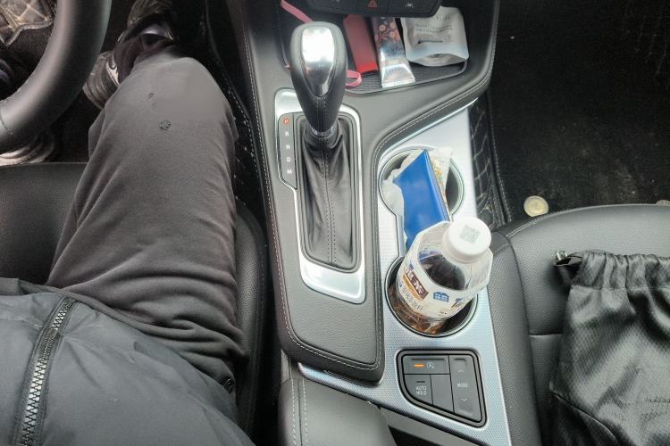 Used Cadillac CT4 2023 25T Luxury Model Gear Lever