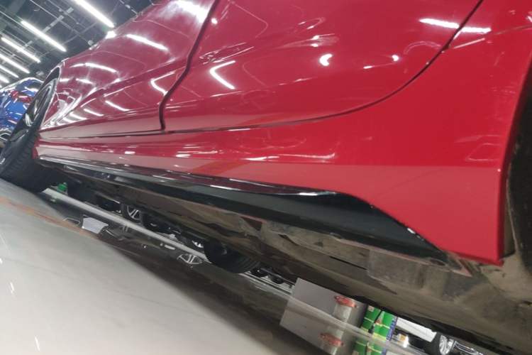 Used Cadillac CT4 2023 28T Prestige Model Left Side Sill