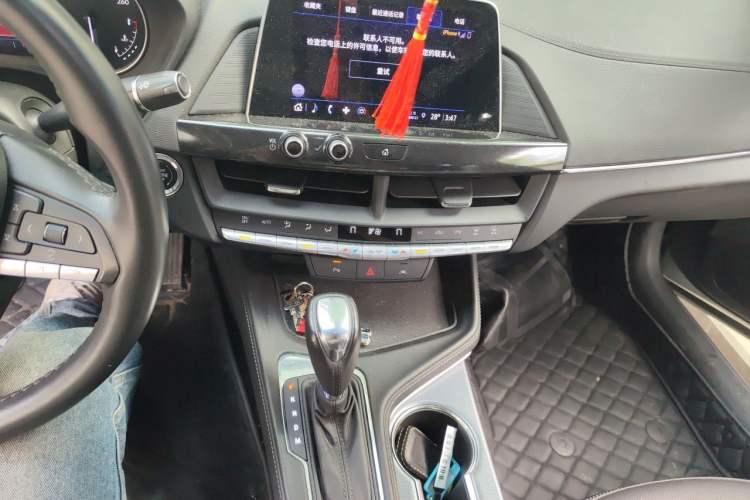 Used Cadillac CT4 2023 25T Luxury Model Audio And AC Panel