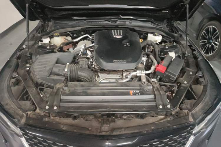 Used Cadillac CT4 2023 25T Luxury Model Engine Bay