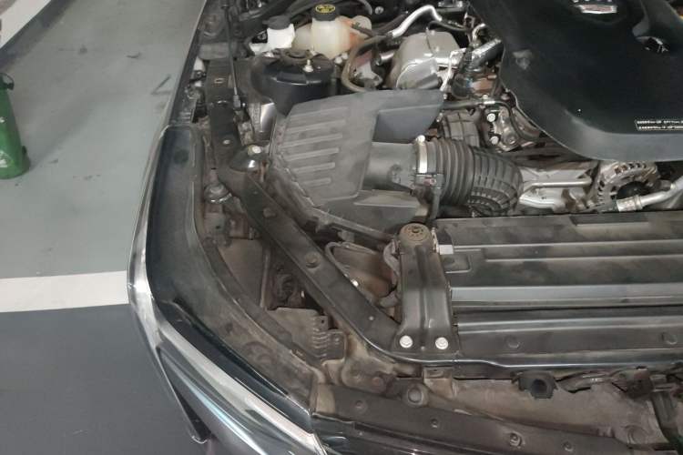 Used Cadillac CT4 2023 25T Luxury Model Engine Bay Right