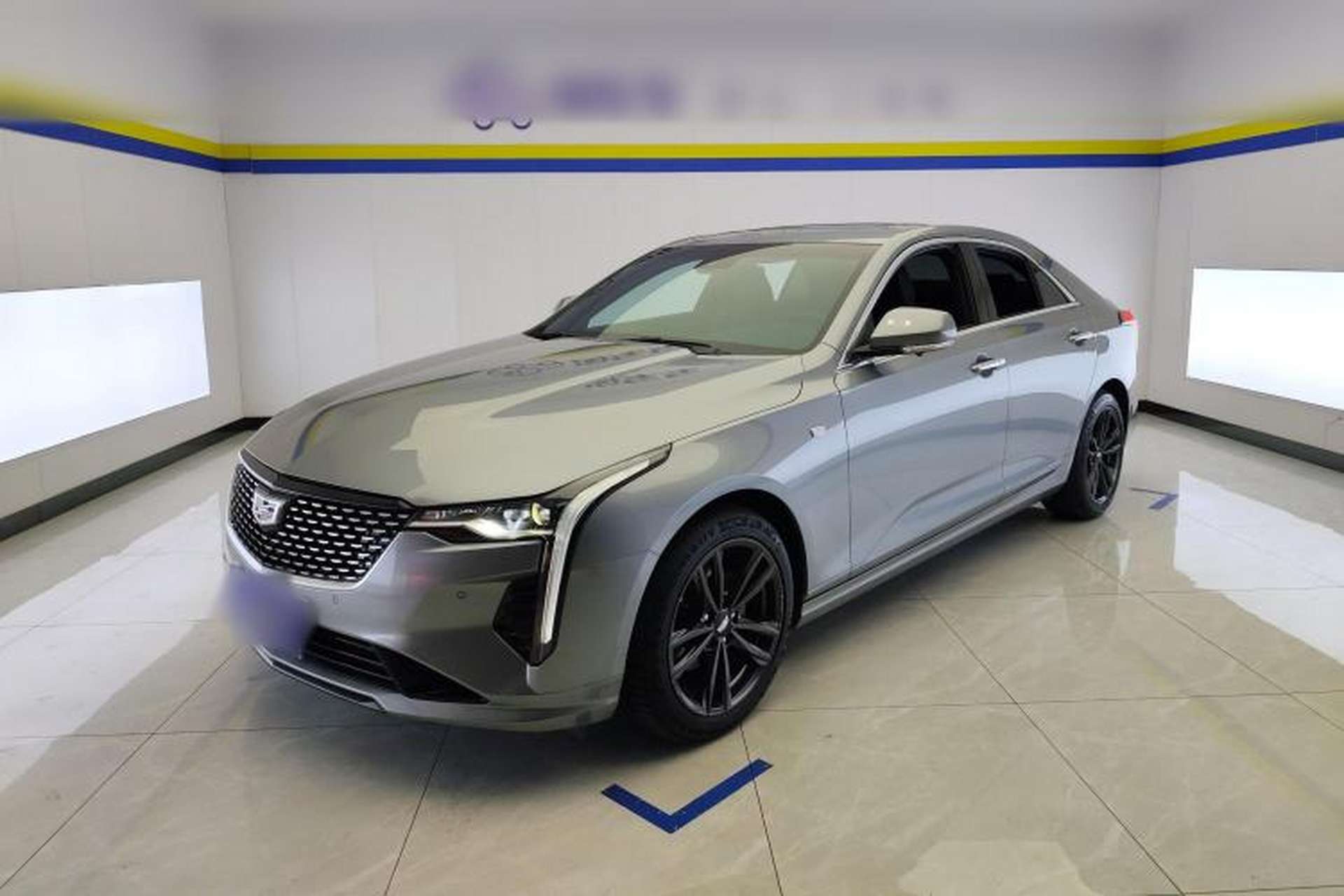 Used Cadillac CT4 2023 25T Luxury Model Front Left 45 Deg
