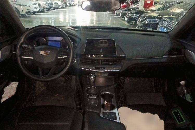 Used Cadillac CT4 2023 25T Luxury Model Interior 2