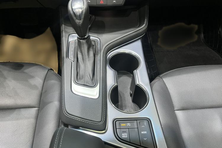 Used Cadillac CT4 2023 25T Luxury Model Interior 3