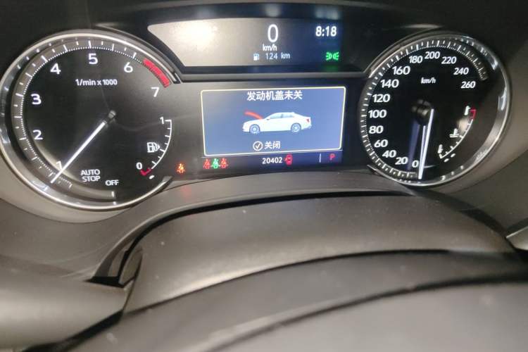 Used Cadillac CT4 2023 25T Luxury Model Odometer Close Up
