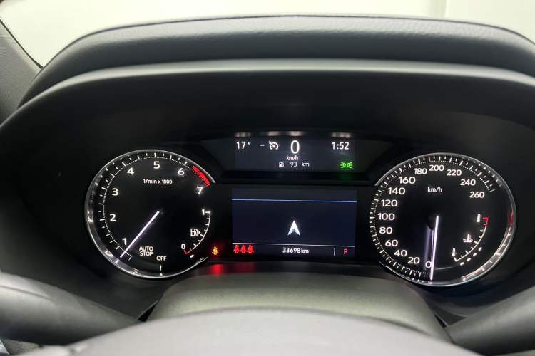 Used Cadillac CT4 2023 25T Luxury Model Odometer Close Up
