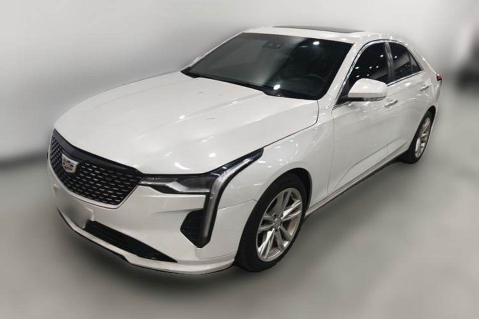 Cadillac CT4 2023