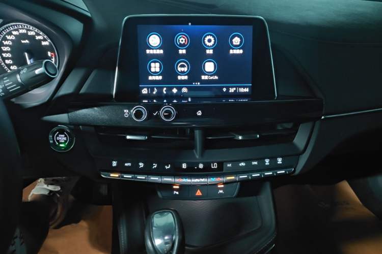 Used Cadillac CT4 2023 25T Luxury Model Audio And AC Panel