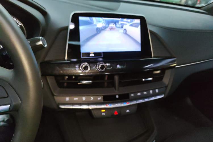 Used Cadillac CT4 2023 25T Luxury Model Audio And AC Panel