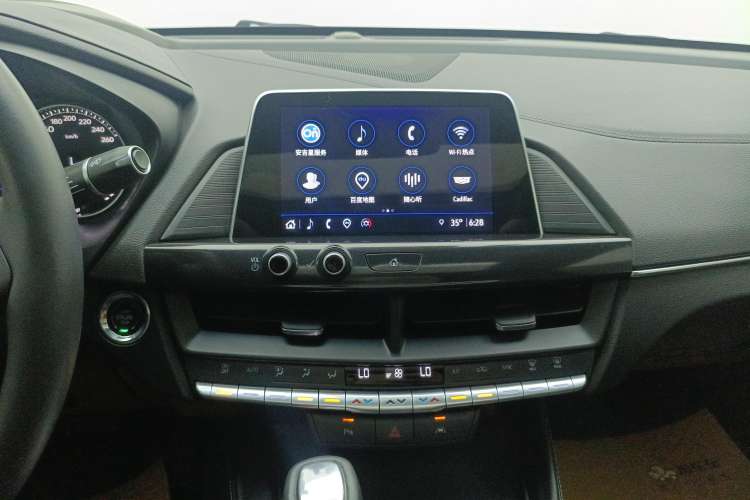 Used Cadillac CT4 2023 25T Luxury Model Audio And AC Panel
