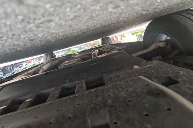 Used Cadillac CT4 2023 25T Luxury Model Chassis Front