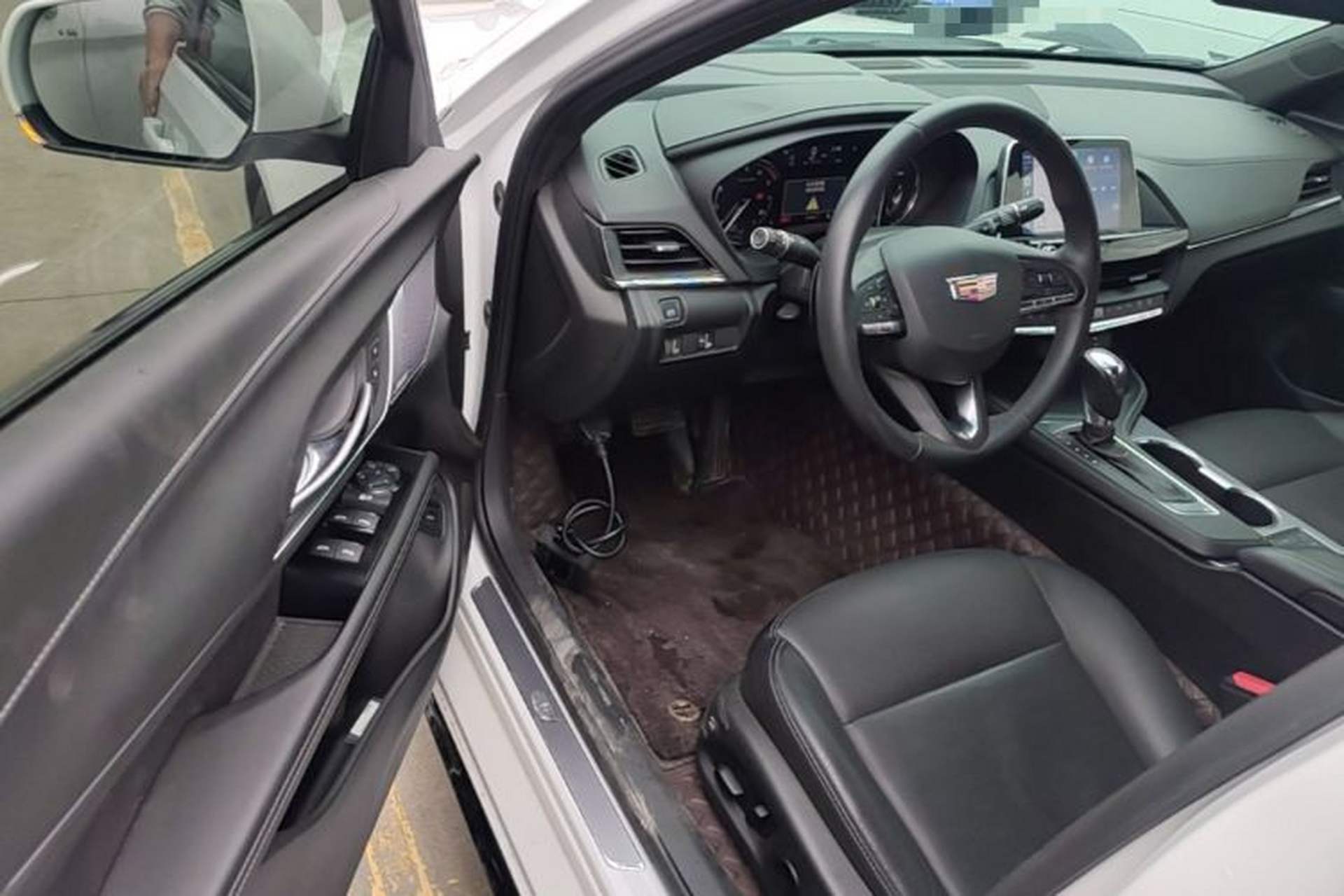 Used Cadillac CT4 2023 25T Luxury Model Driver Seat