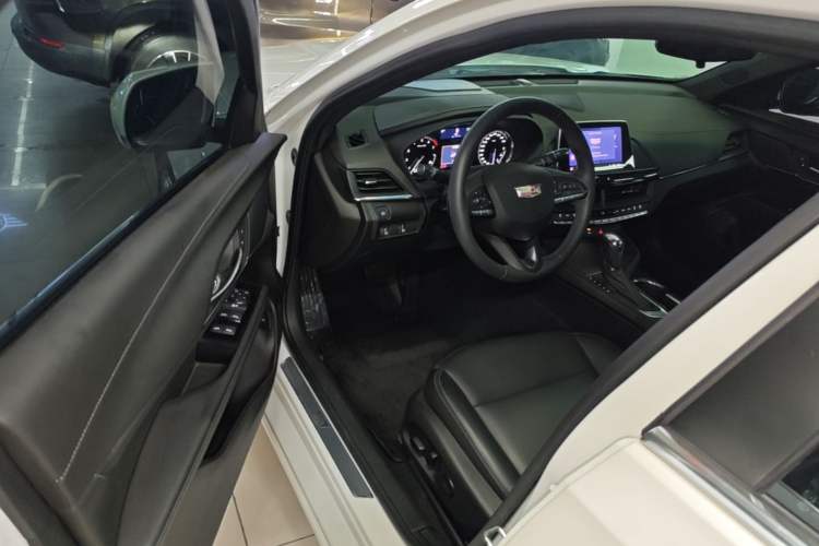 Used Cadillac CT4 2023 25T Fashion Edition Driver Seat