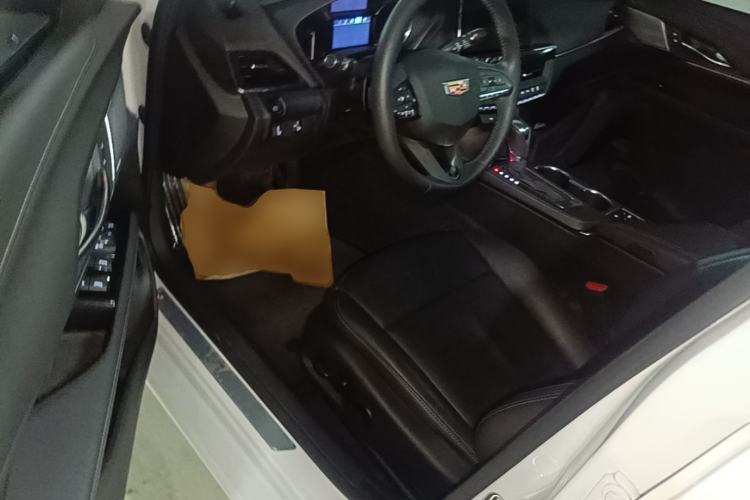 Used Cadillac CT4 2023 25T Luxury Model Driver Seat