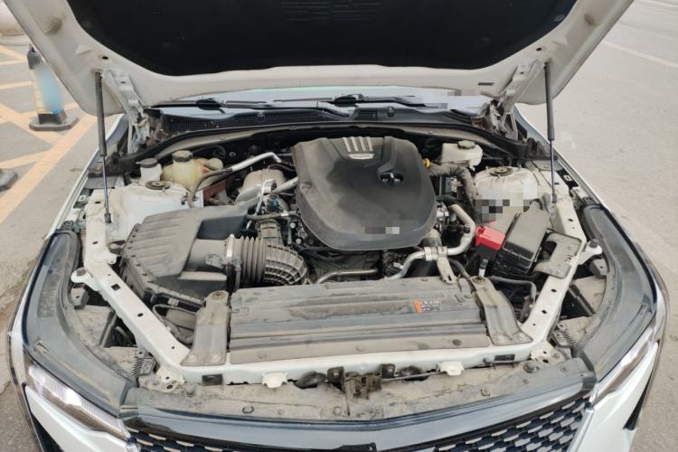 Used Cadillac CT4 2023 25T Luxury Model Engine Bay