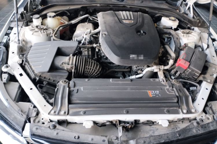 Used Cadillac CT4 2023 25T Luxury Model Engine Bay