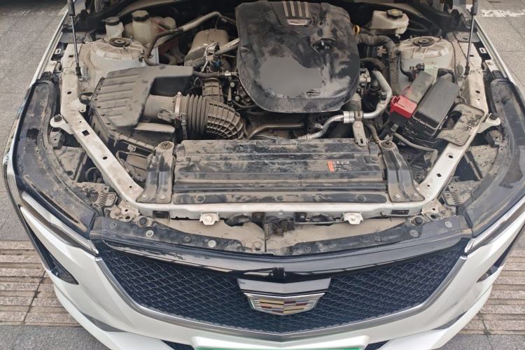 Used Cadillac CT4 2023 25T Fashion Edition Engine Bay
