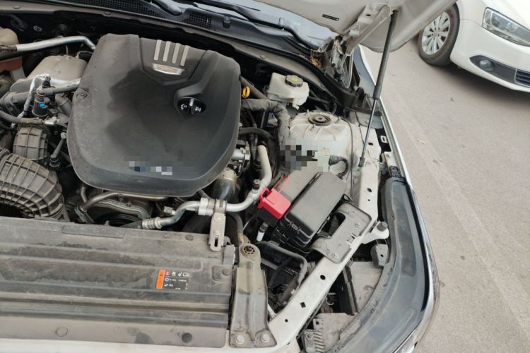 Used Cadillac CT4 2023 25T Luxury Model Engine Bay Left