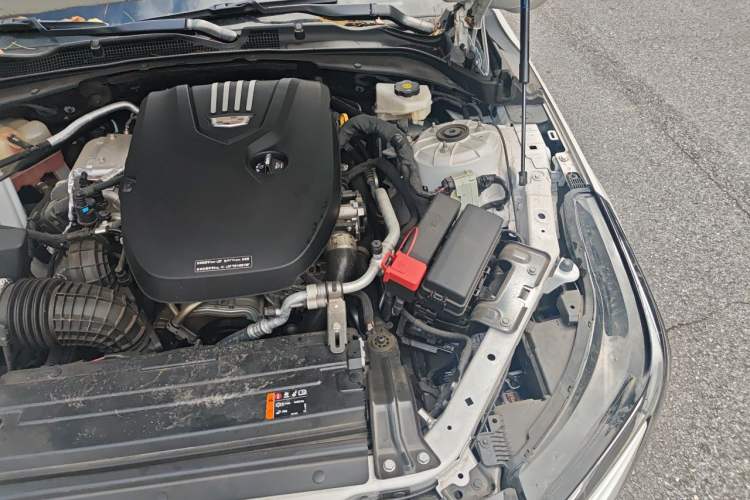 Used Cadillac CT4 2023 25T Luxury Model Engine Bay Left