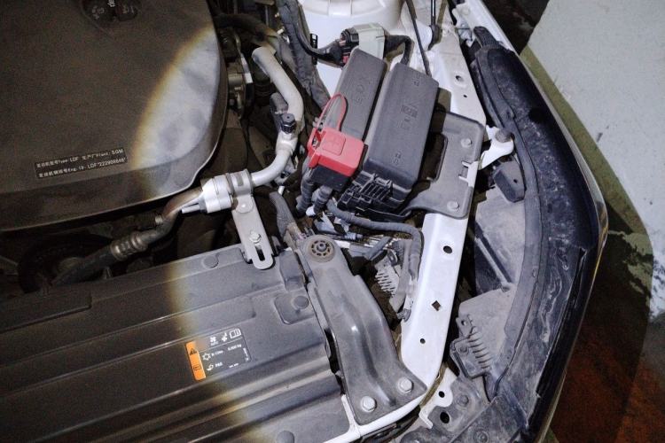 Used Cadillac CT4 2023 25T Luxury Model Engine Bay Left