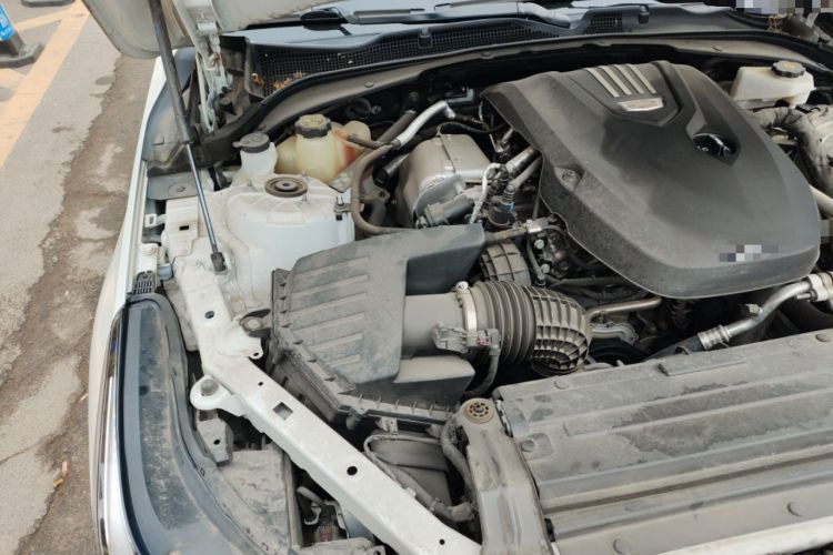 Used Cadillac CT4 2023 25T Luxury Model Engine Bay Right