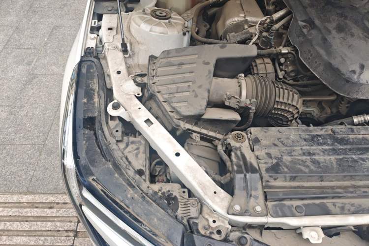 Used Cadillac CT4 2023 25T Fashion Edition Engine Bay Right