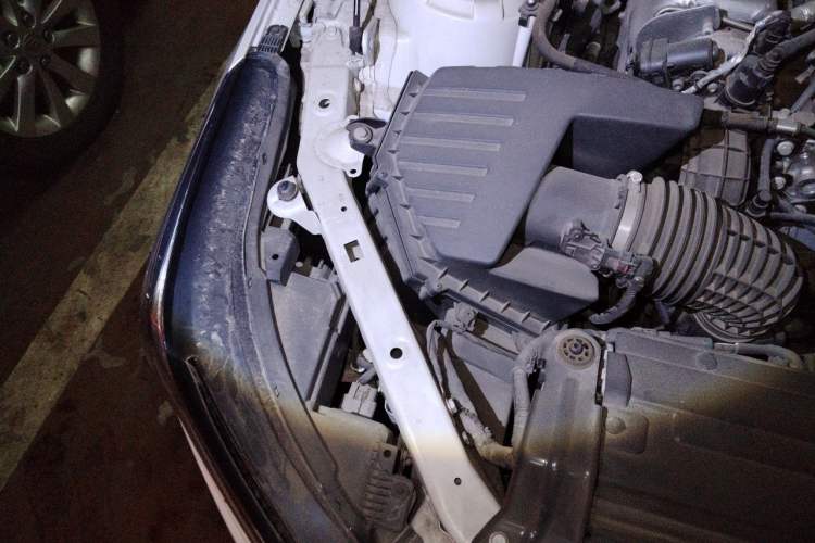 Used Cadillac CT4 2023 25T Luxury Model Engine Bay Right