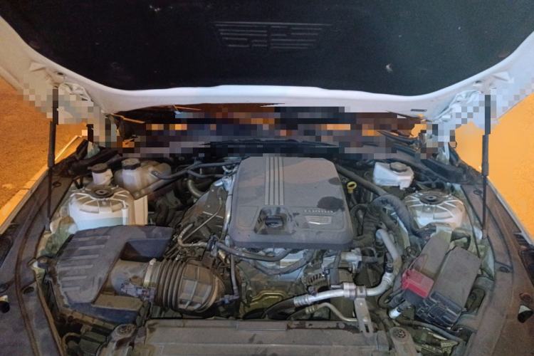 Used Cadillac CT4 2023 28T Luxury Version Engine Bay