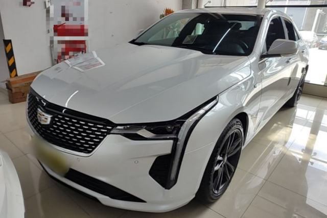 Cadillac CT4 2023 28T Luxury Version с пробегом