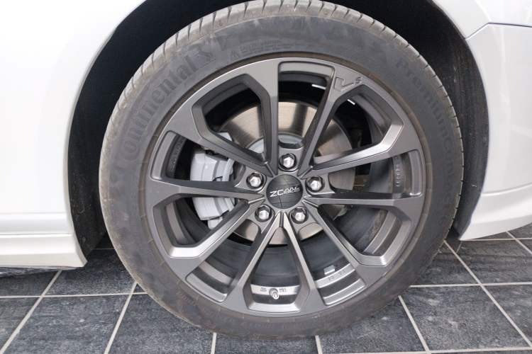 Used Cadillac CT4 2023 25T Luxury Model Exterior 7