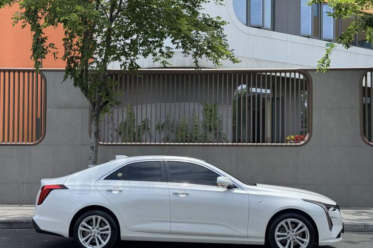 Used Cadillac CT4 2023 25T Fashion Edition Exterior 7
