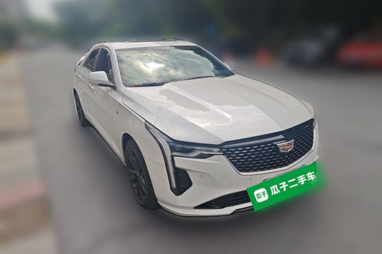 Used Cadillac CT4 2023 25T Luxury Model Front Right 45 Deg