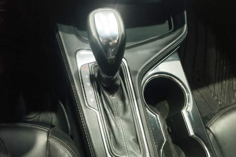 Used Cadillac CT4 2023 25T Luxury Model Gear Lever