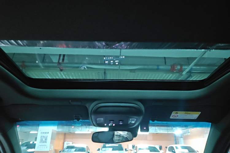 Used Cadillac CT4 2023 25T Luxury Model Headliner